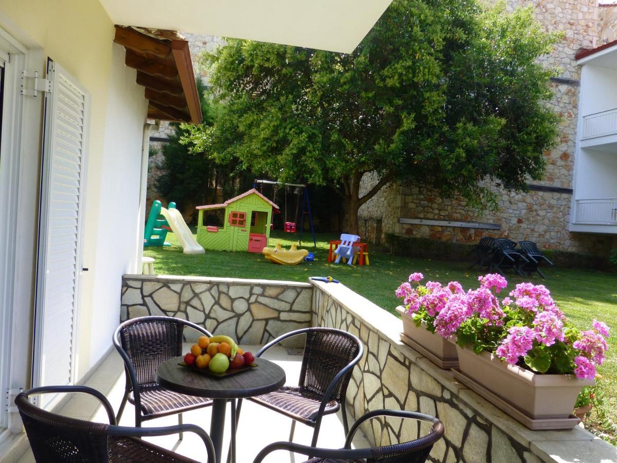Pavloudis Apartments Psakoudia Exterior photo