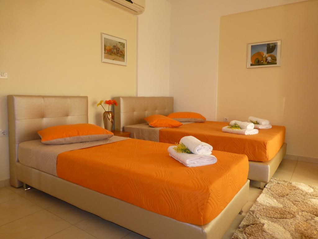 Pavloudis Apartments Psakoudia Room photo