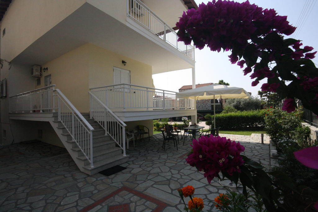 Pavloudis Apartments Psakoudia Exterior photo
